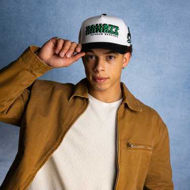 Hawaii Stadium Pulse / White & Black Corduroy