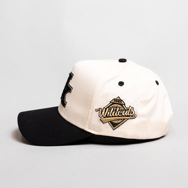 Kentucky Wildcats UK Hat Cream Black Brim Gold Wildcats Patch Snapback UK - Side Patch