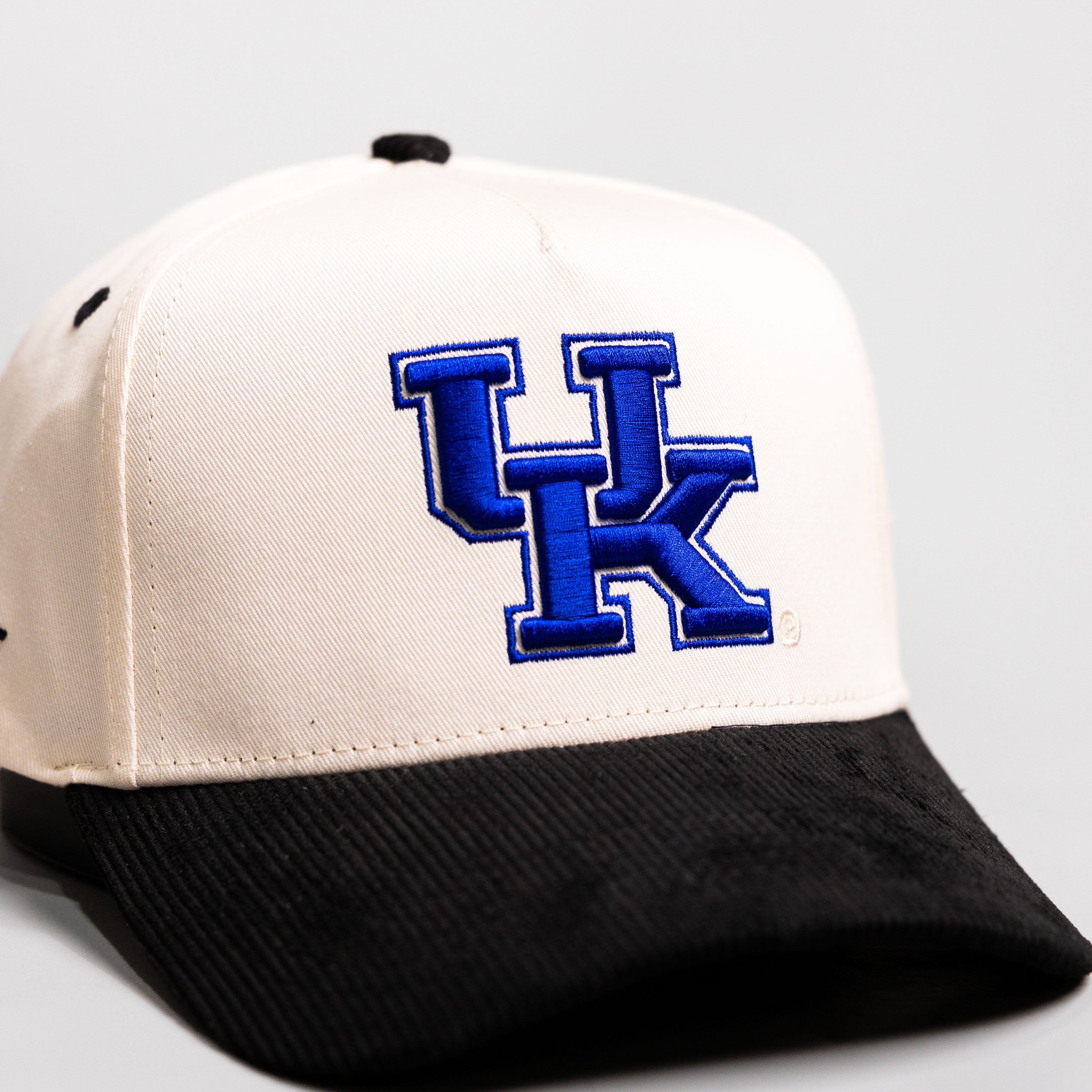 Kentucky Wildcats UK Hat Cream Black Corduroy Brim Wildcats Patch Snapback - Front Detail