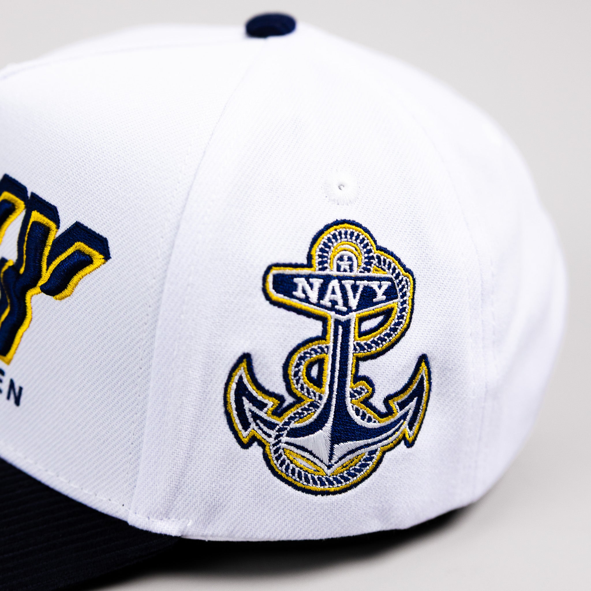 Navy Midshipmen Hat White & Navy Corduroy Stadium Pulse Snapback - Side Anchor Patch Detail