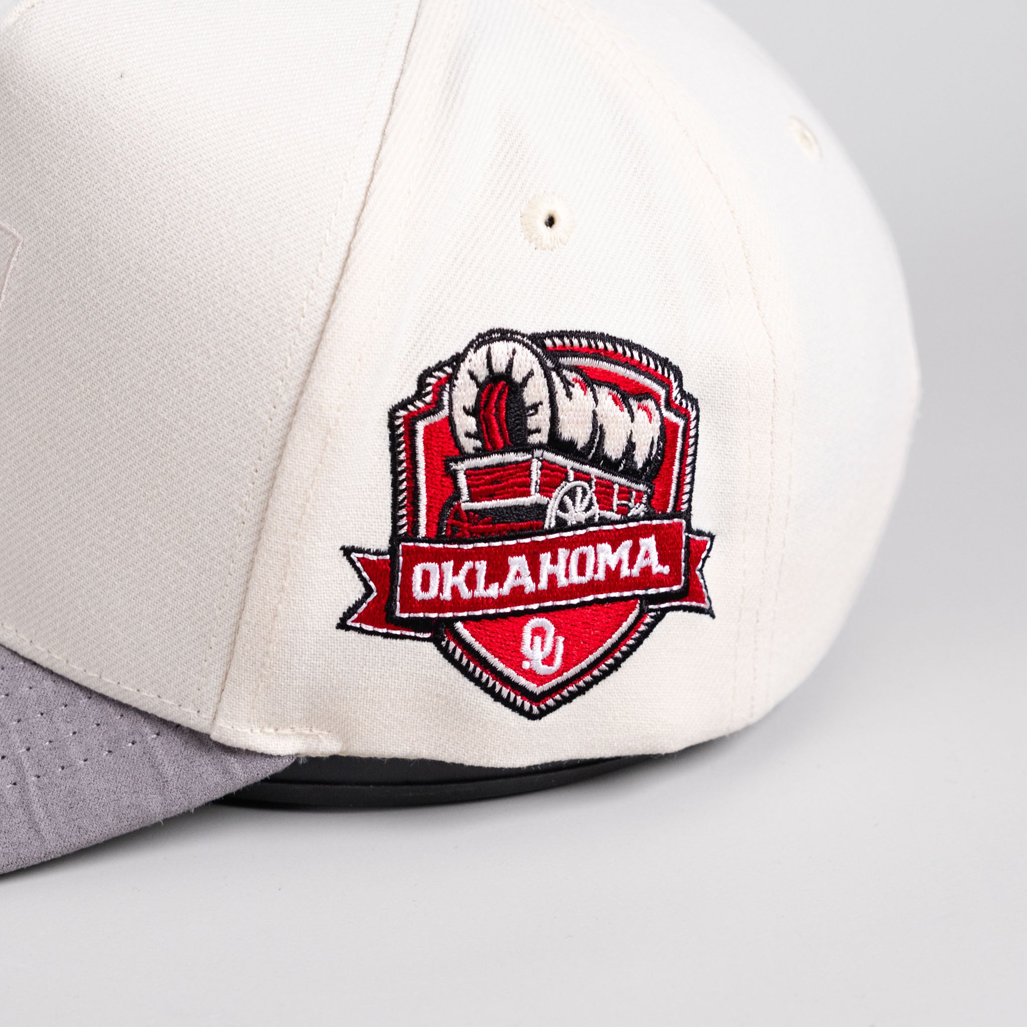 Oklahoma Sooners Hat Cream & Grey Suede Border Snapback - Side Patch Detail