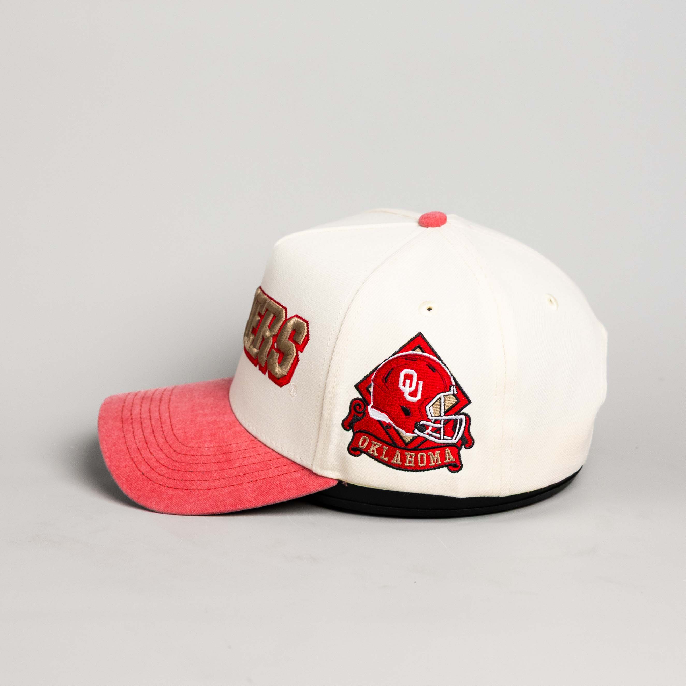 Oklahoma Sooners Hat Cream & Red Sun Fade Snapback - Side Patch