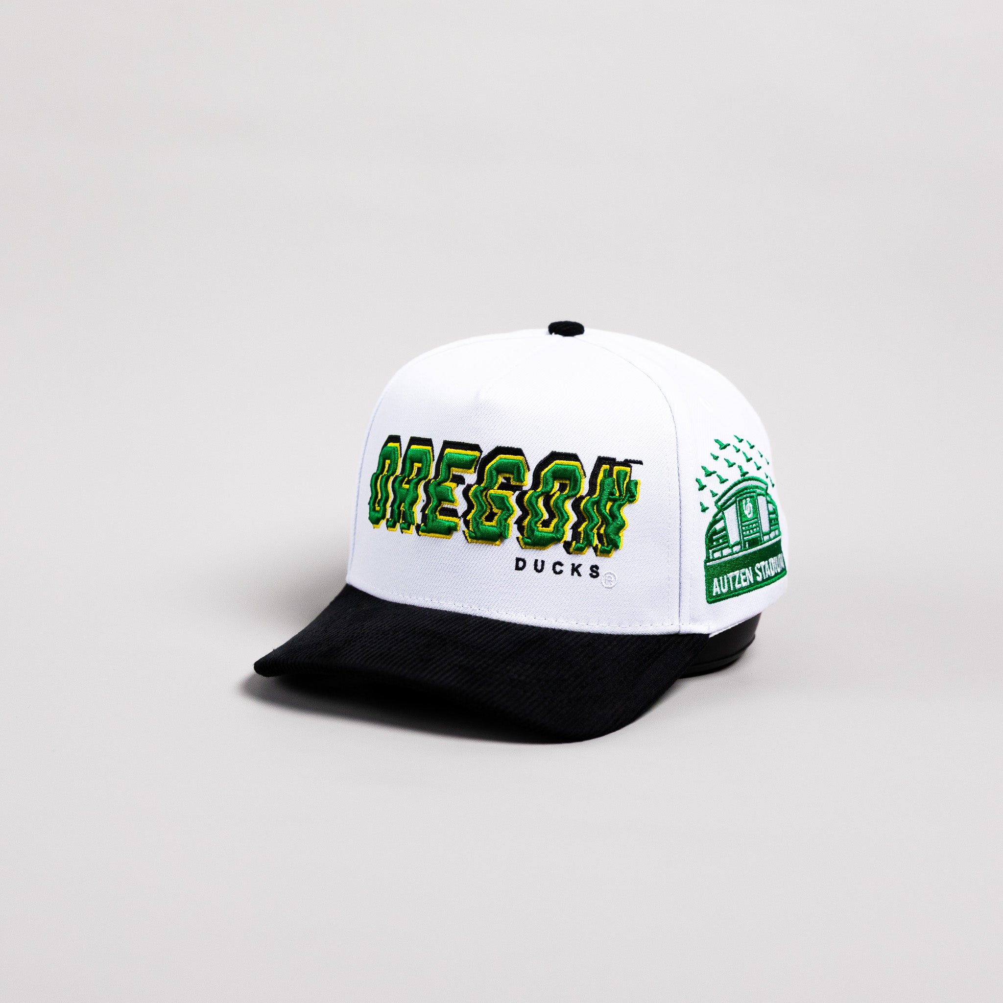 Oregon Ducks Hat White & Black Corduroy Stadium Pulse Snapback - Angled View
