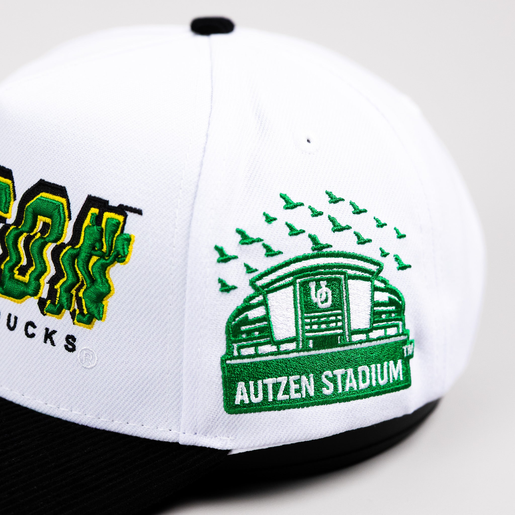 Oregon Ducks Hat White & Black Corduroy Stadium Pulse Snapback - Autzen Stadium Embroidery Detail