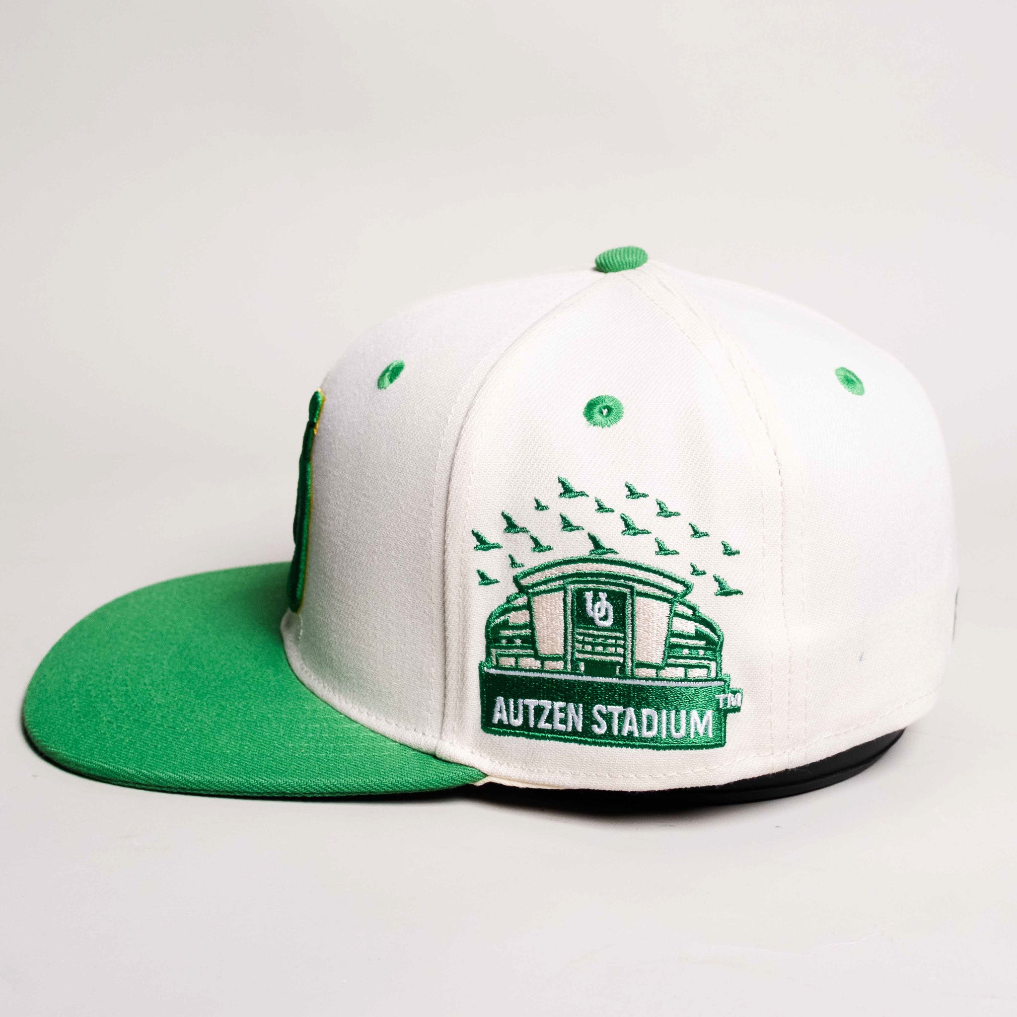 Oregon Ducks Hat White & Green Autzen Fitted - Side Stadium