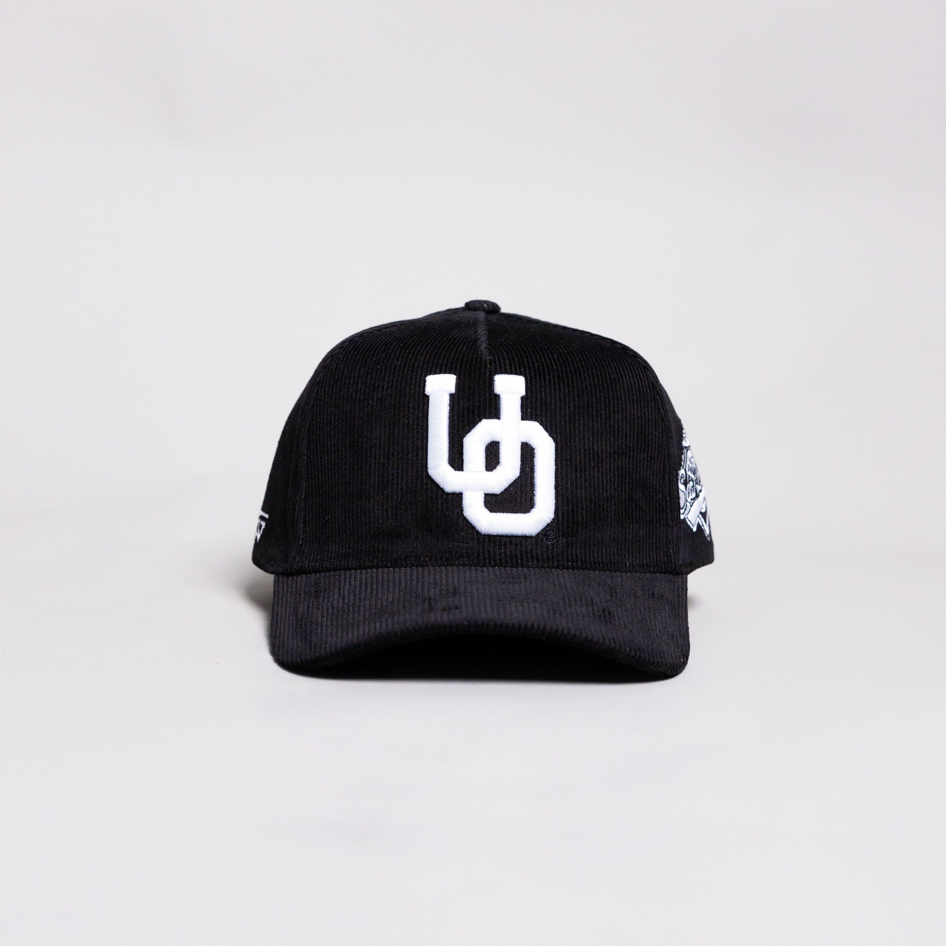 Oregon Ducks Interlock O Hat Black Corduroy White Logo Side Patch Snapback - Front Panel
