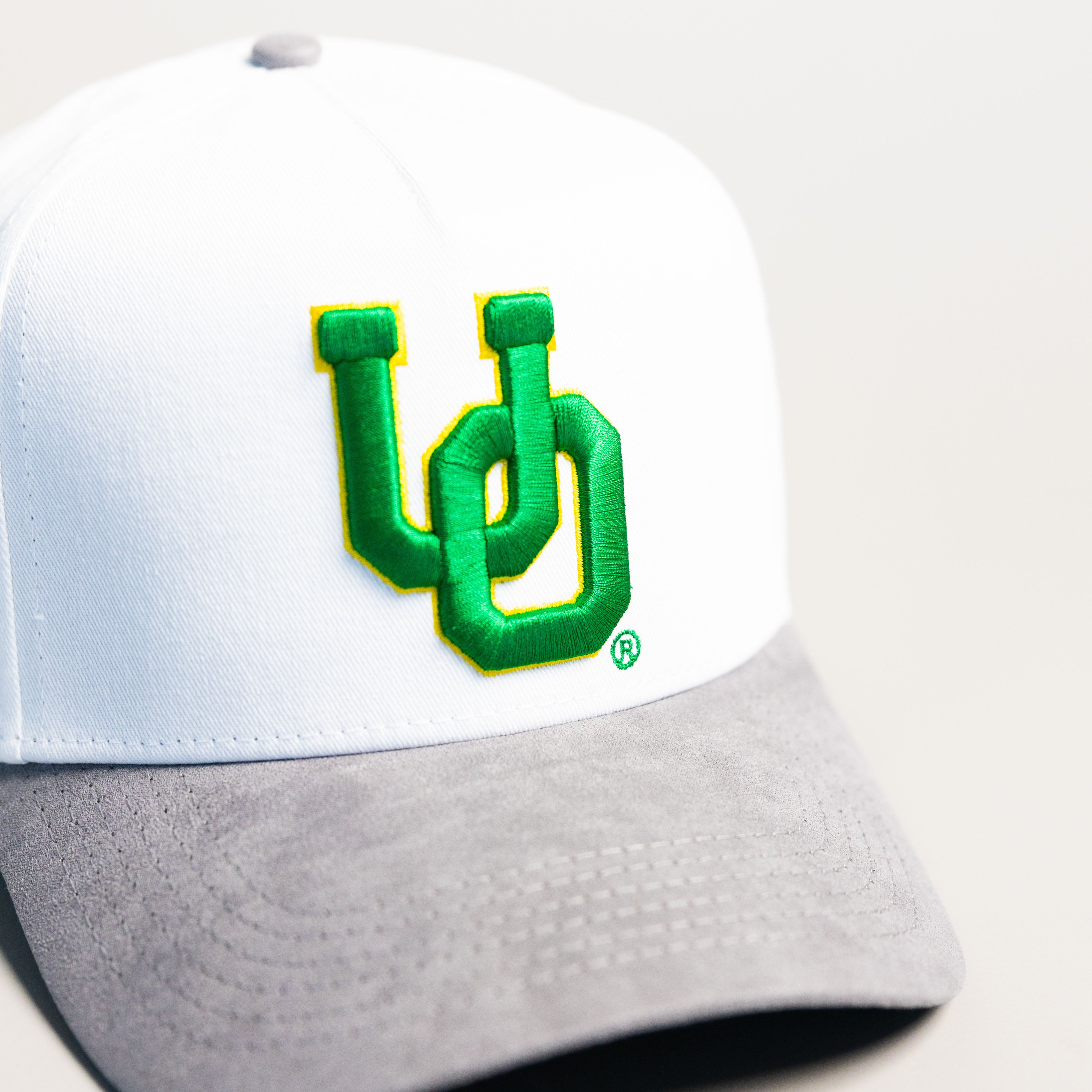 Oregon Ducks UO Hat White Grey Suede Brim Autzen Stadium Patch Snapback - Front Detail