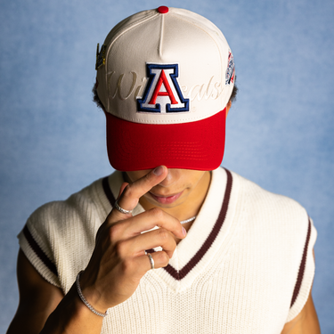 Arizona Stacked Script / Cream & Red