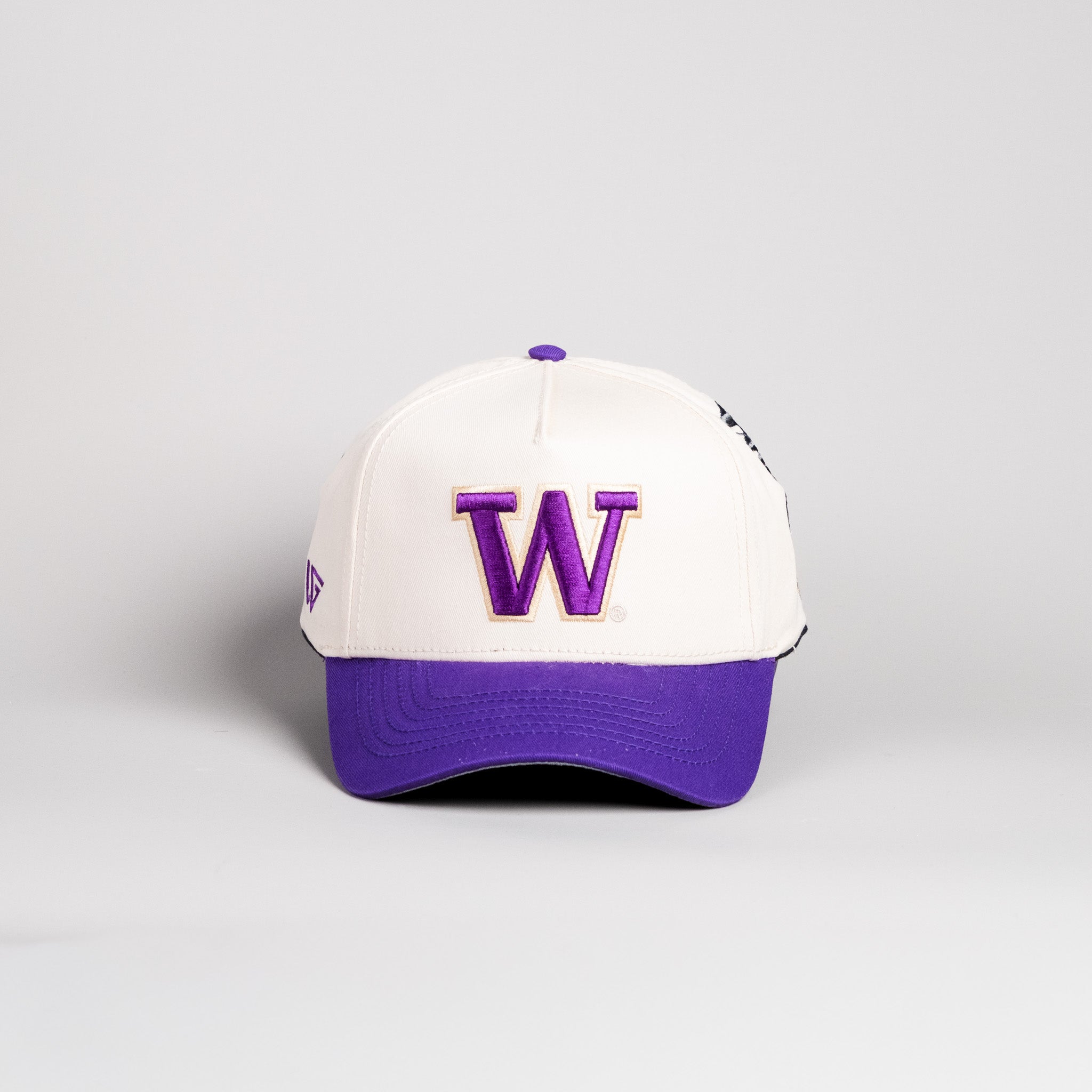 Washington Huskies Hat Cream & Purple Home Crowd Snapback - Front Panel