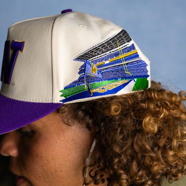 Washington Huskies Hat Cream & Purple Side Stadium - Stadium Detail